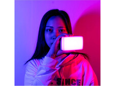 Портативное видеосвет Ulanzi Vijim VL120 RGB 3100 mAH 2500K-9000K - 7