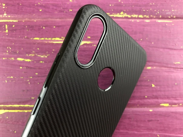 Ультратонкий карбоновый чехол для Huawei P Smart(19) черный