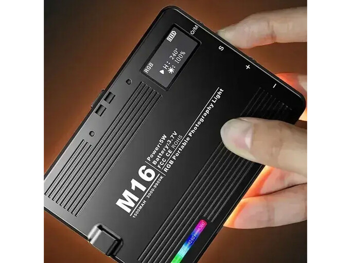 Портативный видеосвет M16 RGB 1500mAh 3000-9900K 10.5*7.5 см