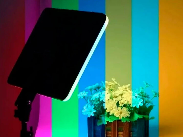 Светодиодная лампа видеосвета 220V RGB PM-36 36см без штатива черная