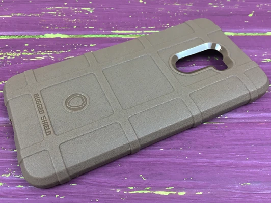 Ударопрочный Rugged Pocophone F1 коричневый