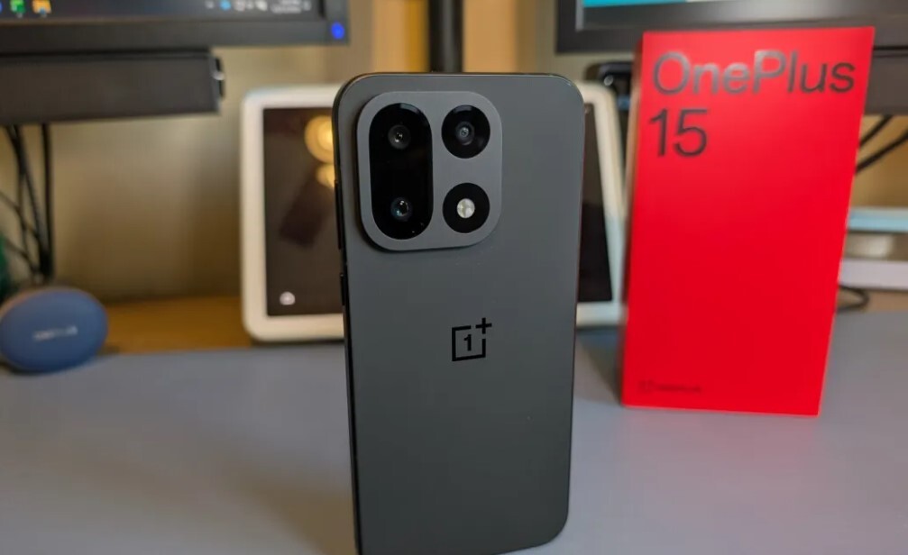 OnePlus 15T: коли вийде компактний флагман із батареєю 7500 мАч?