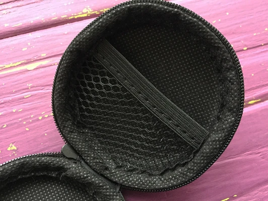 Чохол для навушників круг red