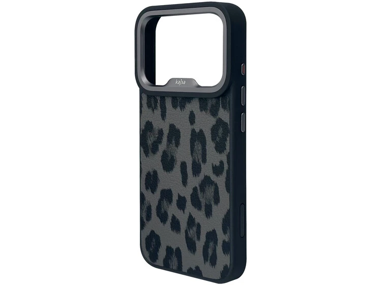 Kajsa Glamorous Collection Leopard Pattern MagSafe iPhone 17 Pro black