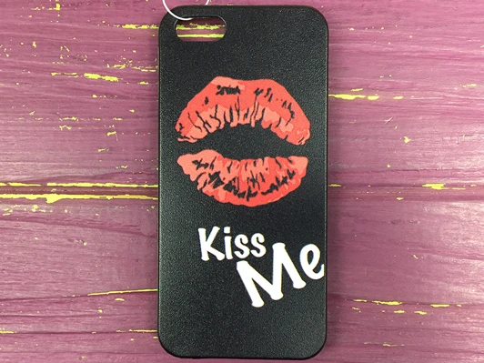Пластик iPhone 5 Kiss Me