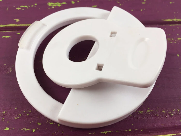 Селфи кольцо белое